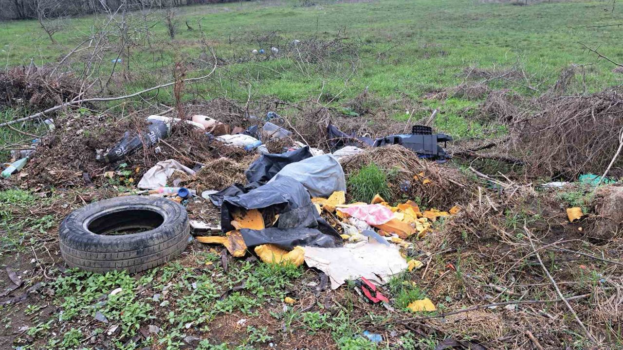 Снимка на незаконно сметище в Видин - кв. Нов път, Видин, 3700, България