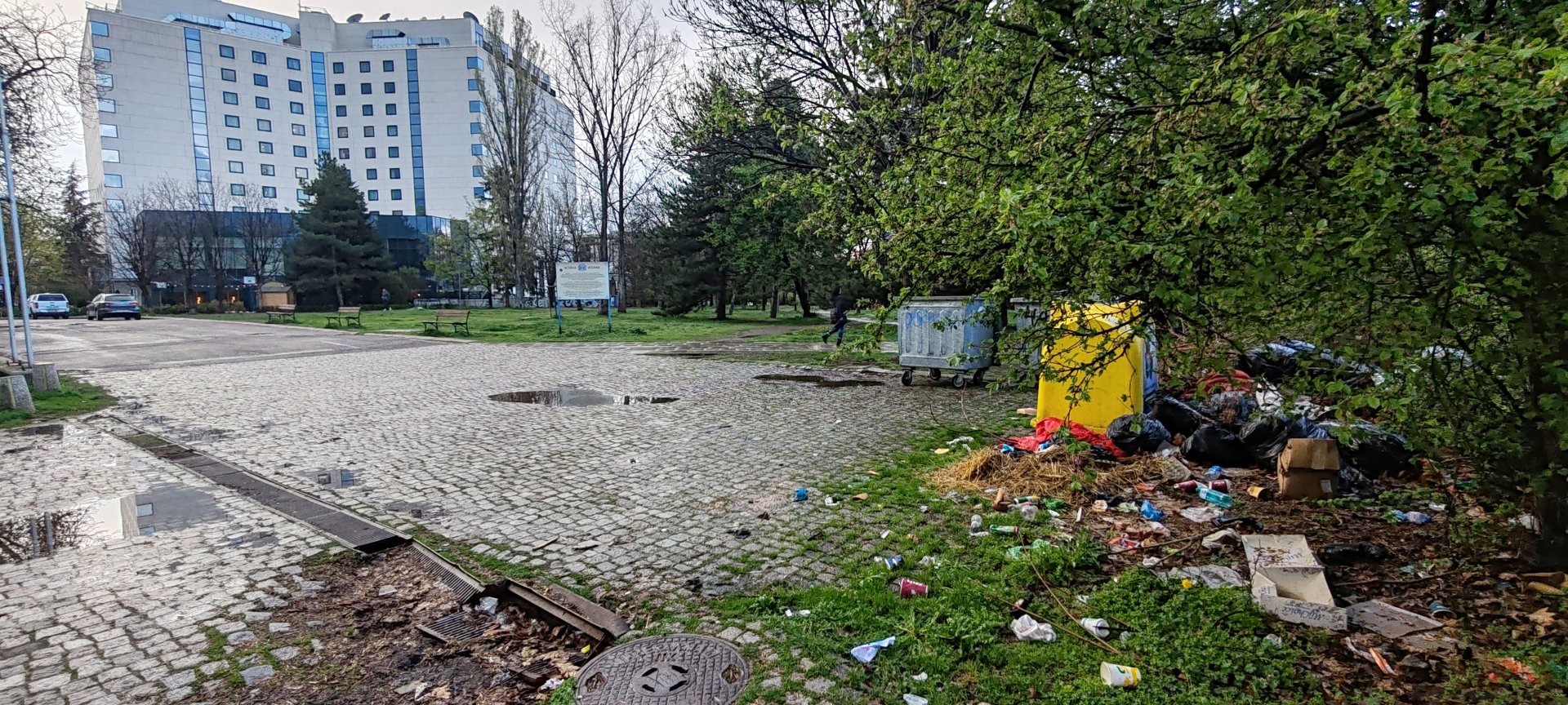 Снимка на незаконно сметище в София-град - 1421, Астана, София, Триадица, Столична, София-град