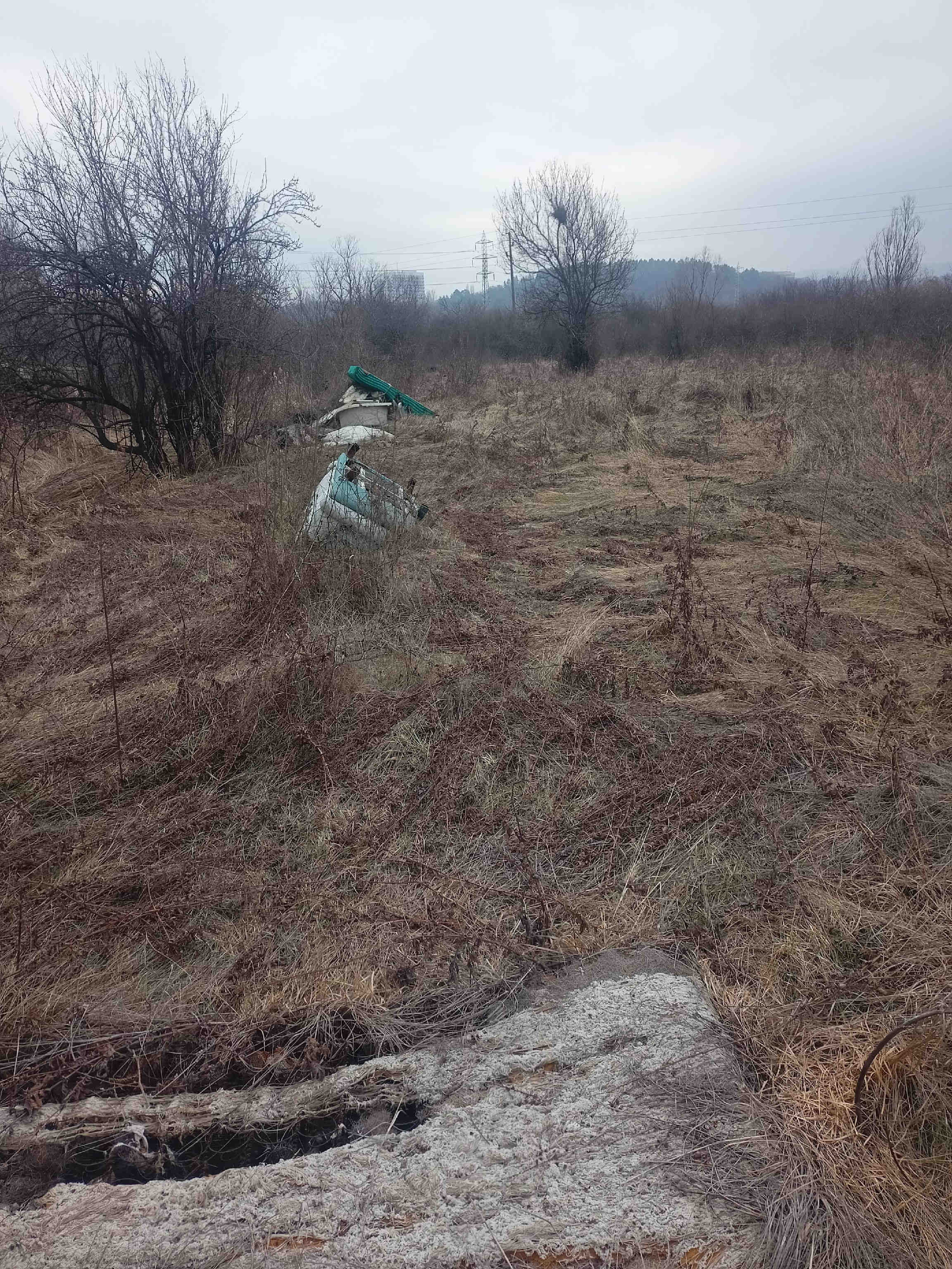Снимка на незаконно сметище в София-град - 1756, бул. Свети Климент Охридски, кв. Малинова долина, София, Студентски, Столична, София-град