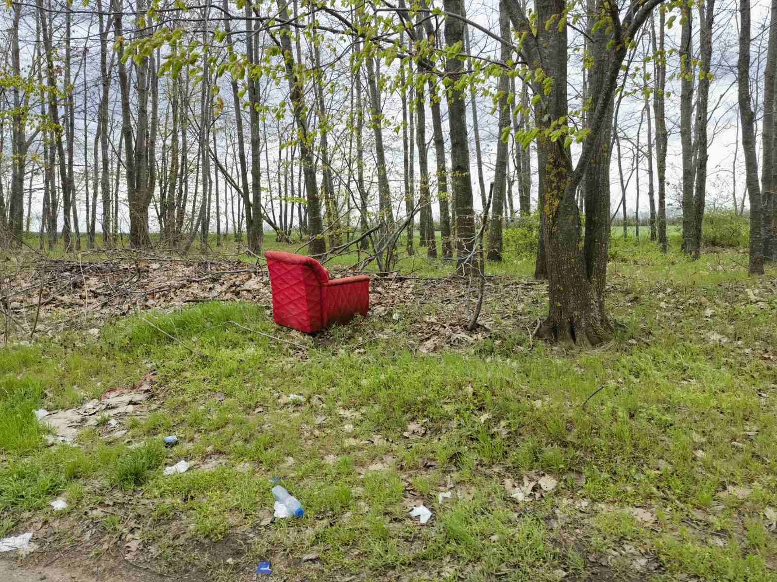 Снимка на незаконно сметище в Добрич - 9304, Околовръстен път, кв. Рилци, Добрич, Добрич, Добрич