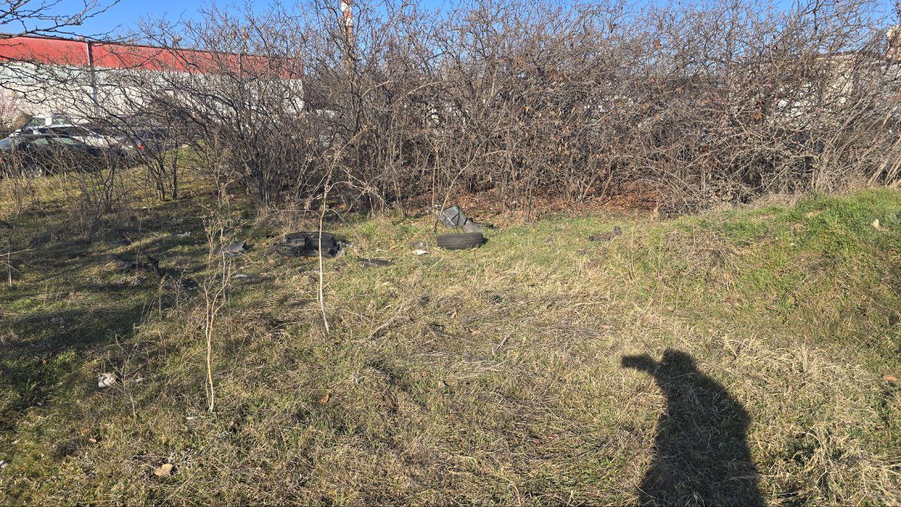 Снимка на незаконно сметище в Варна - 9020, Мургаш, кв. Кайсиева градина, Варна, Владислав Варненчик, Варна, Варна
